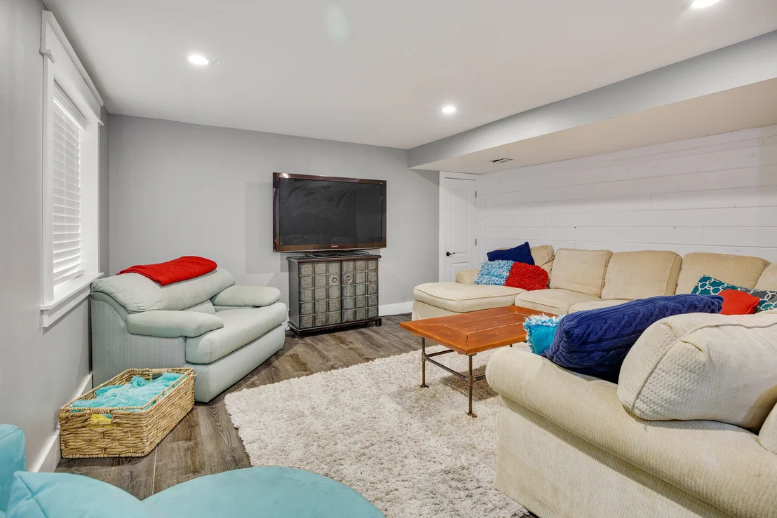 Photo of 1387 Baroque Avenue