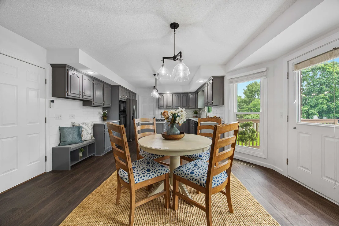Photo of 1202 Kenneth Drive