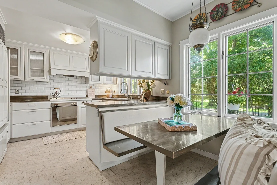 Photo of 319 Timberline Drive
