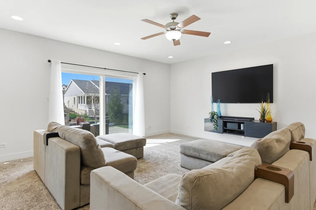 Photo of 1385 Overton Drive