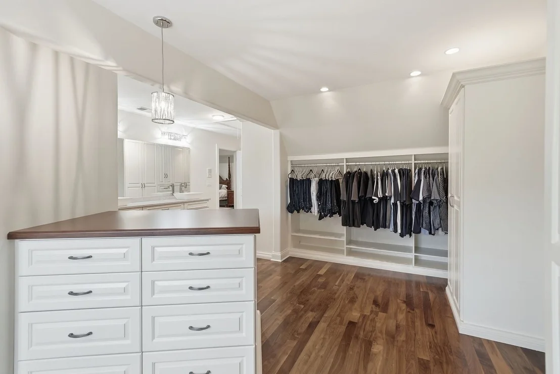 Photo of 105 Forest Edge Drive