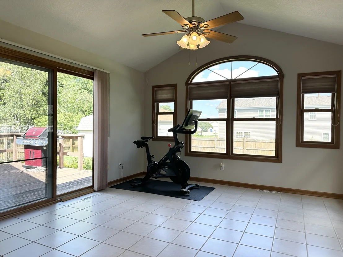 Photo of 1602 Sunridge Drive