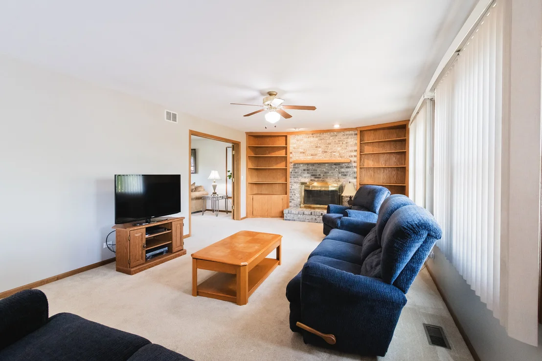 Photo of 549 Farmhill Circle