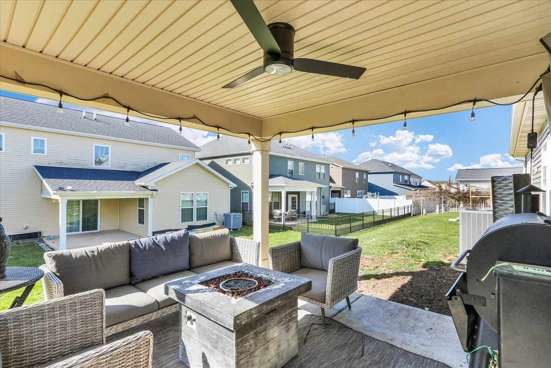 Photo of 407 Bardeen Lane