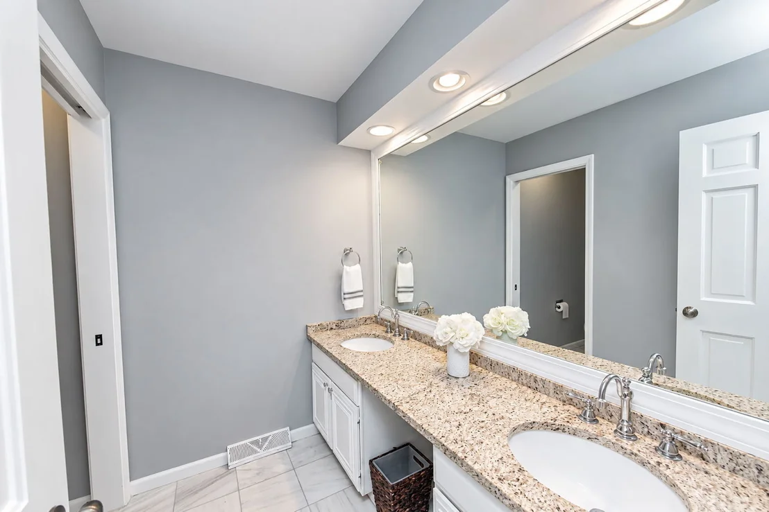 Photo of 1722 Ivy Lane