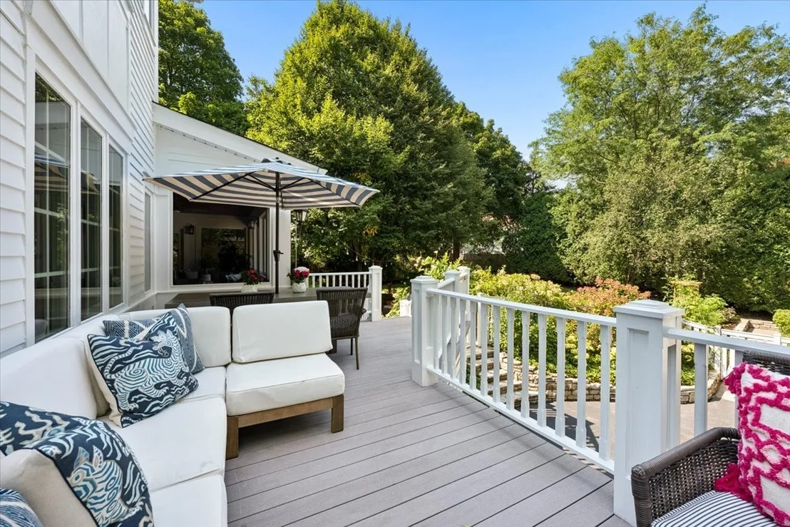 Photo of 579 Hill Terrace