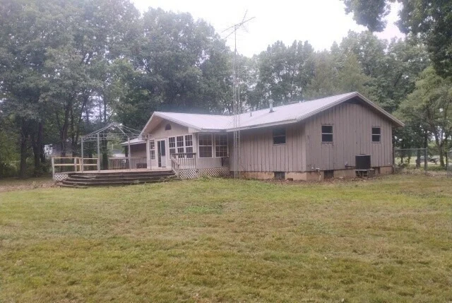 Photo of 13090 River Road