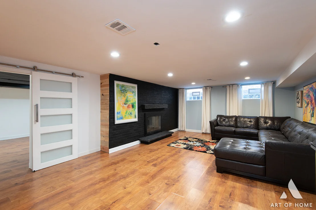 Photo of 900 TOMAWADEE Drive