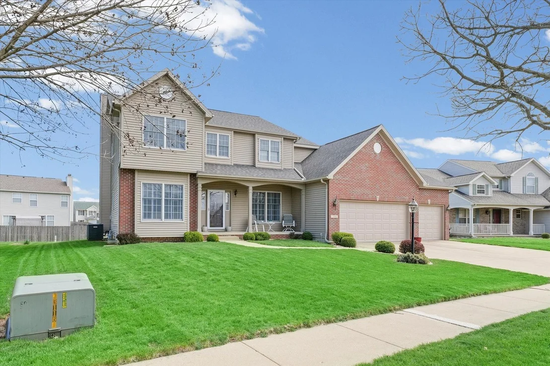 Photo of 3908 Turnberry Drive