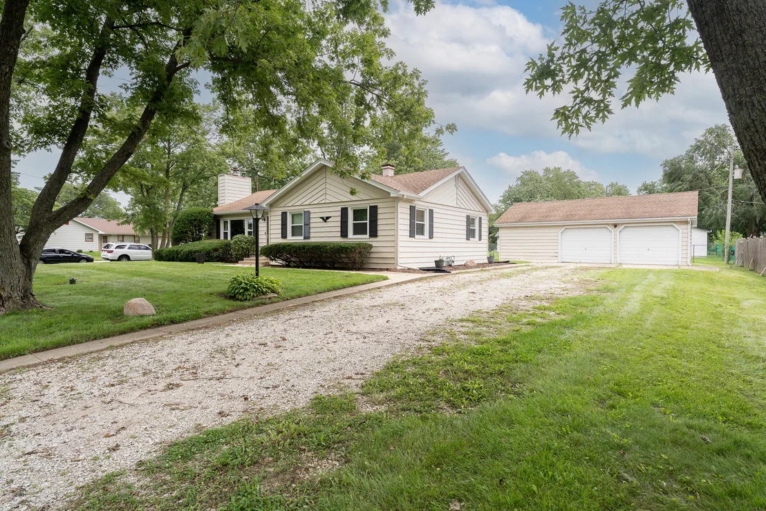 Photo of 1098 Karner Drive