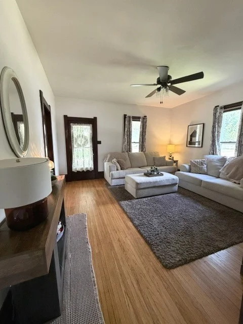 Photo of 109 4th Avenue