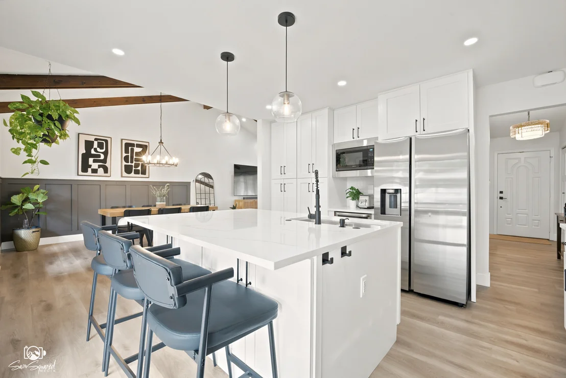 Photo of 11S528 Book Road