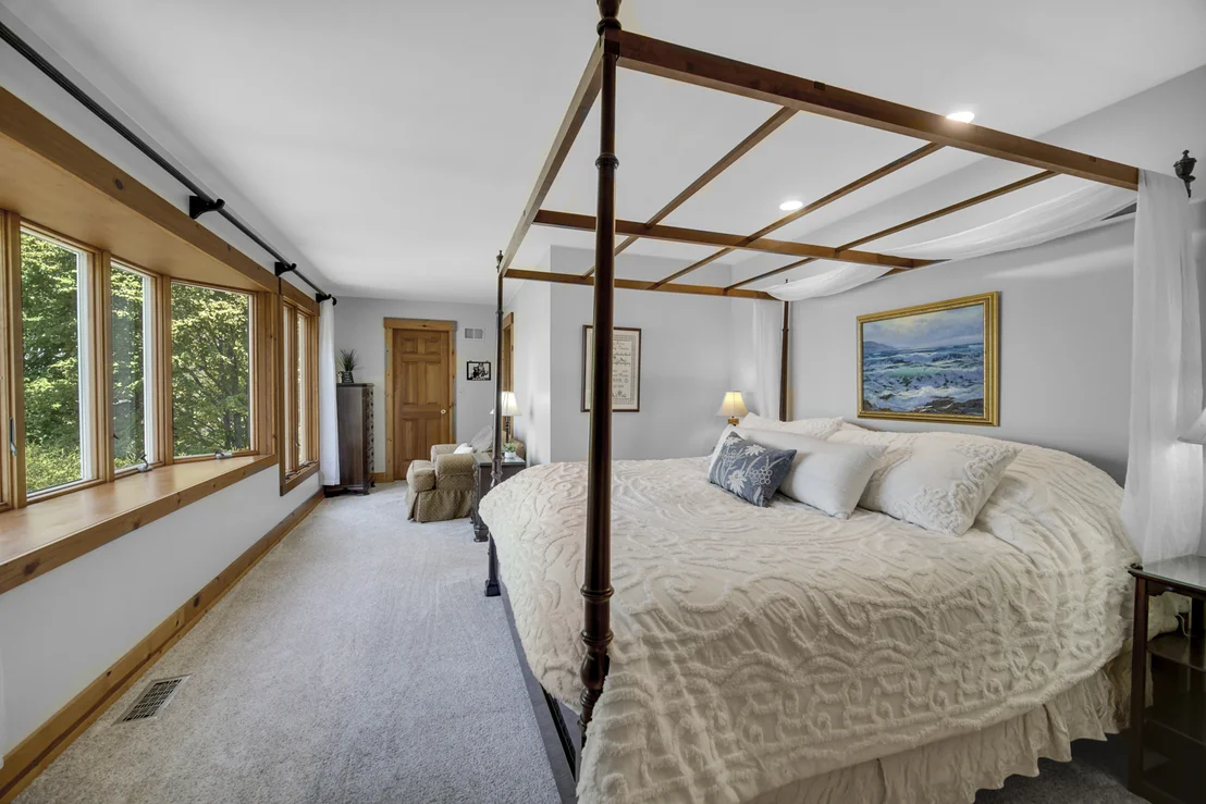 Photo of 224 MAINSAIL Drive