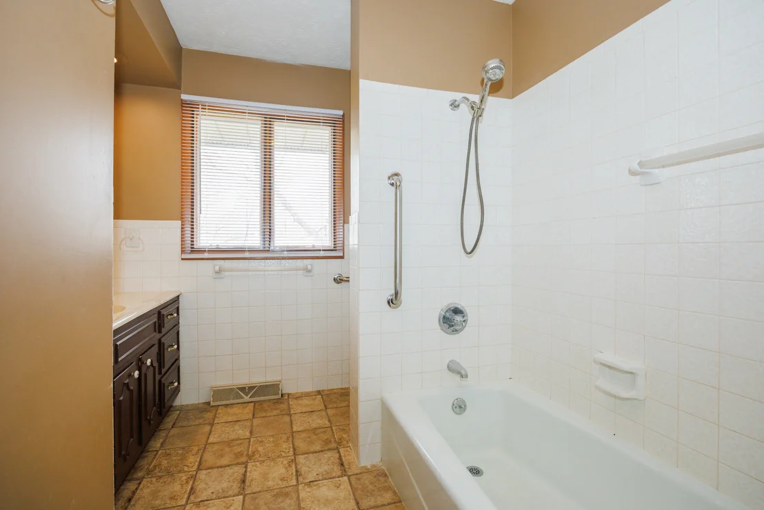 Photo of 1202 N Linden Street