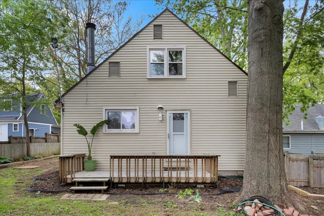 Photo of 910 Foley Avenue