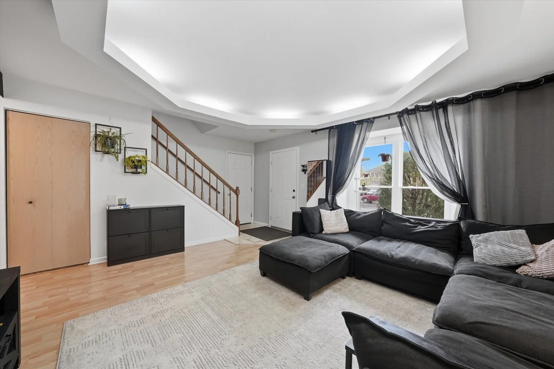 Photo of 1274 Robin Drive