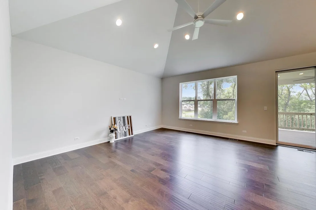 Photo of 495 CORA Lane