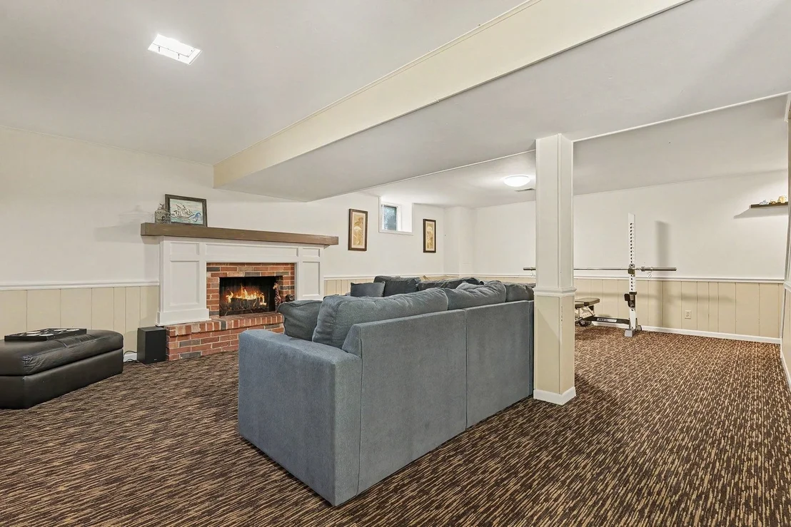 Photo of 640 Clearview Court
