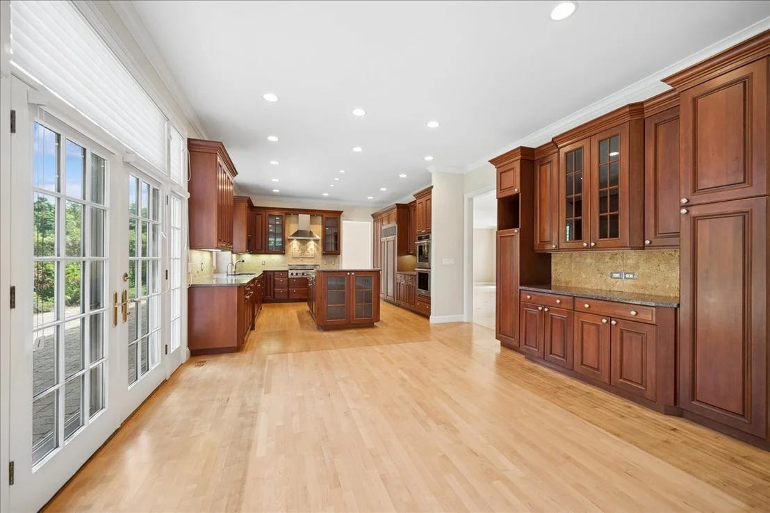Photo of 621 Sheridan Road