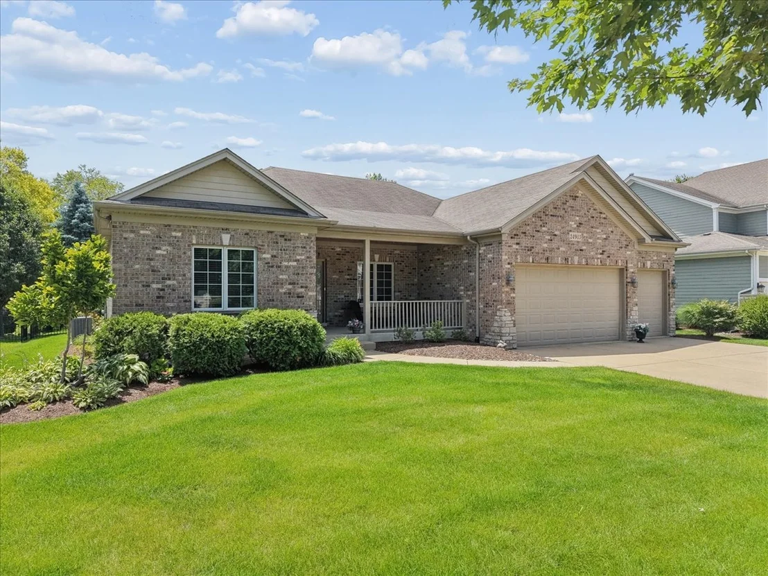 Photo of 24913 Thornberry Drive