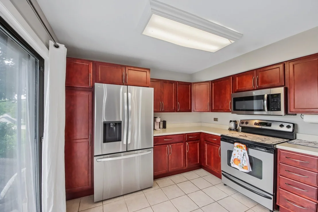 Photo of 736 Glen Way