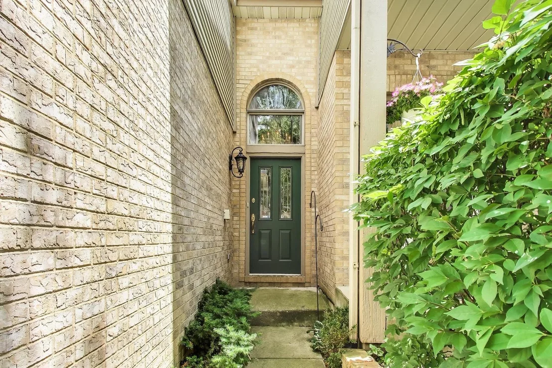 Photo of 133 Schiller Place