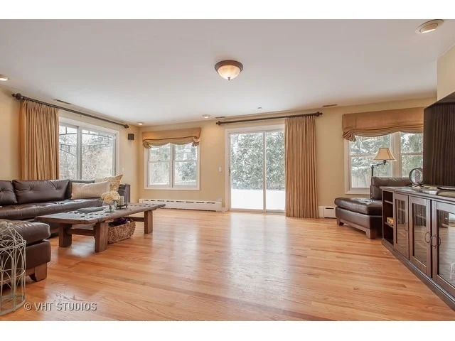 Photo of 730 Forest Road