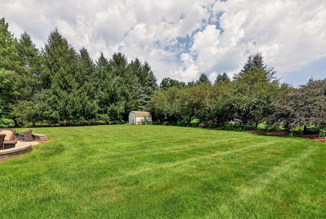 Photo of 2S299 Willow Creek Drive