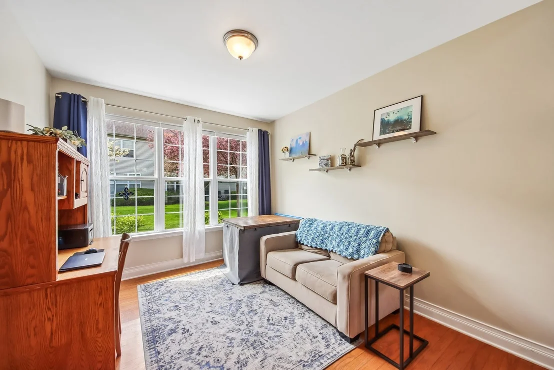 Photo of 612 Shakespeare Drive