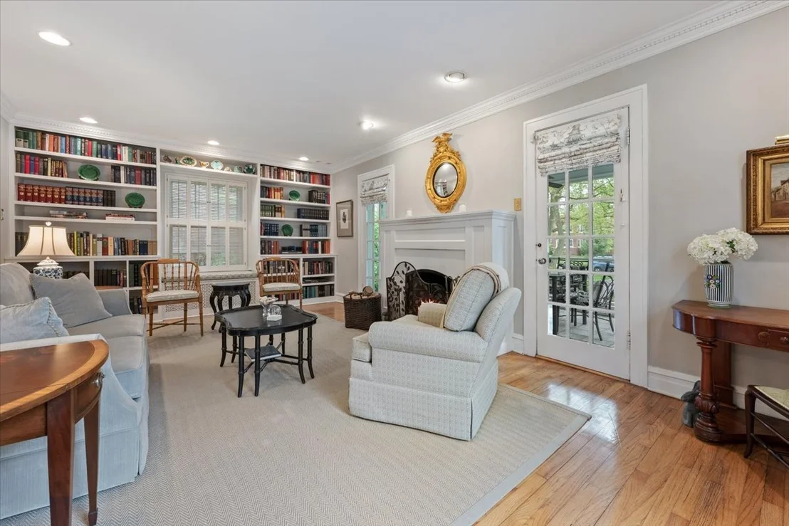 Photo of 2311 Park Place