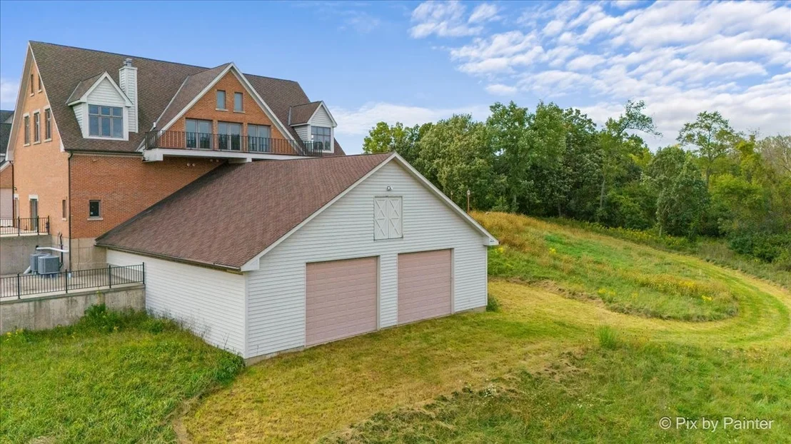 Photo of 5N719 Castle Drive