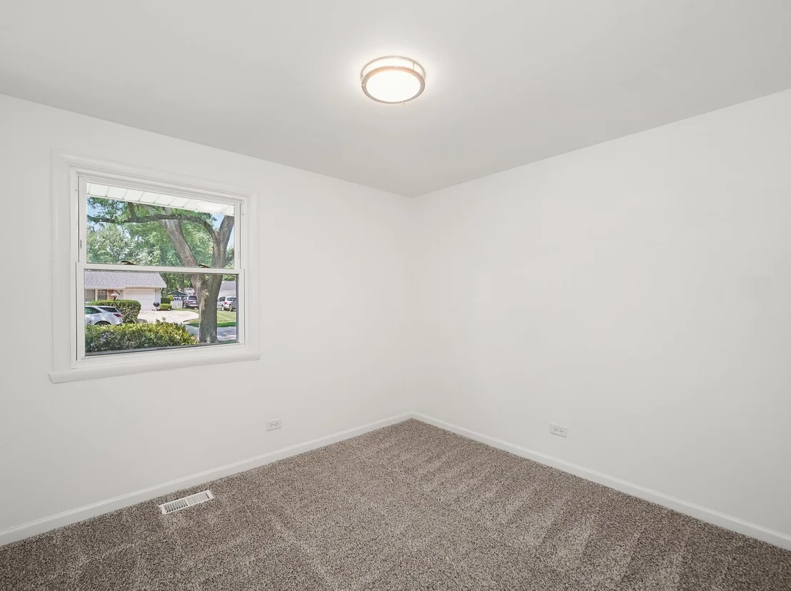 Photo of 1403 Hampton Lane