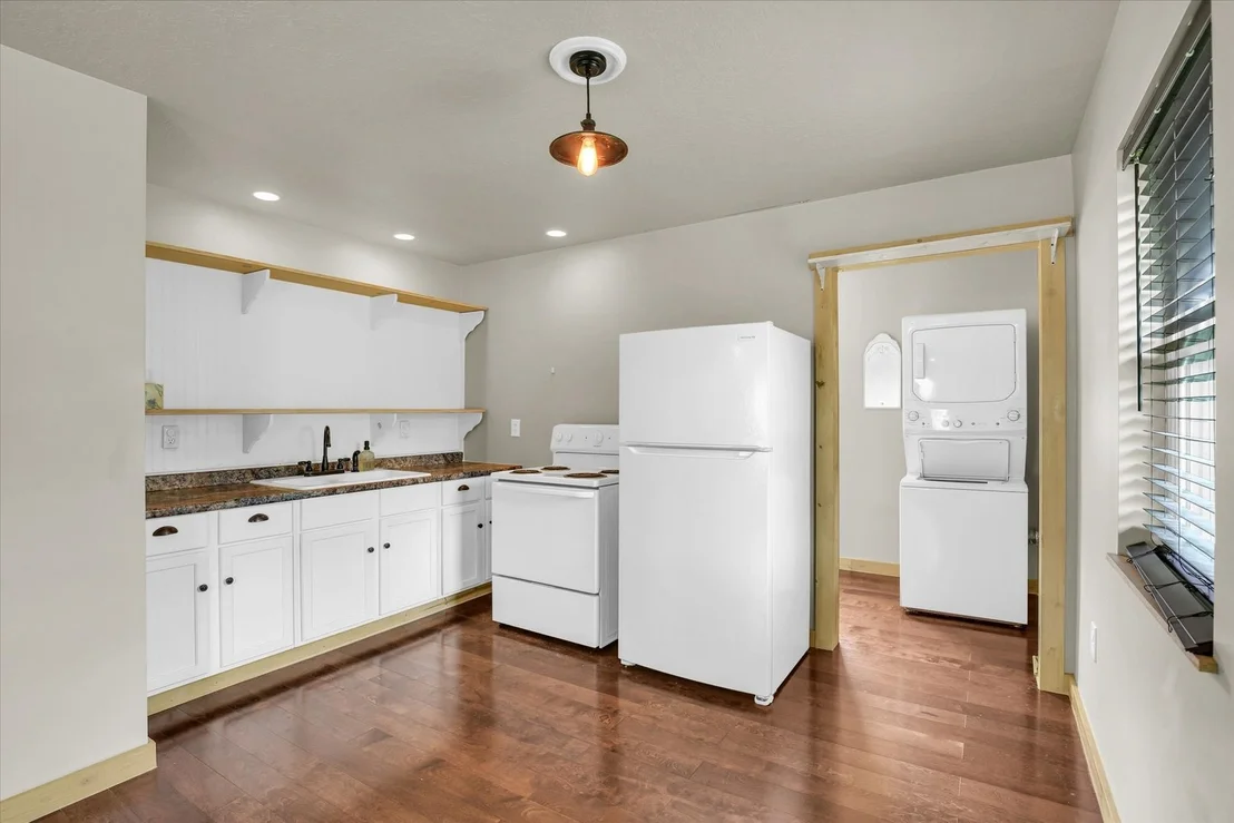 Photo of 521 N McClellan Street