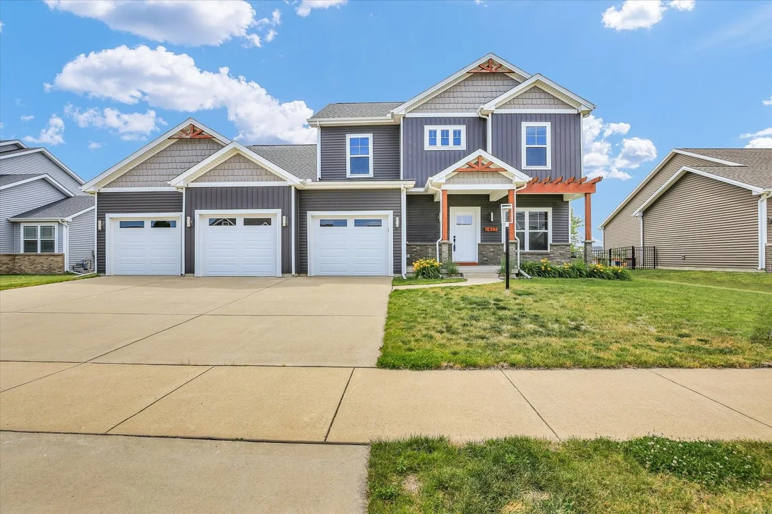 Photo of 1417 Fieldstone Drive