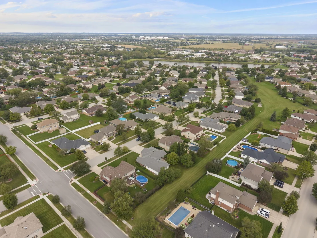 Photo of 19451 Stonehenge Drive