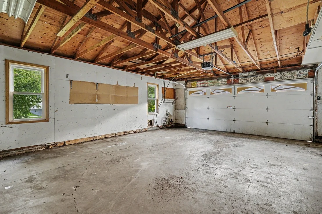 Photo of 530 Forest Way