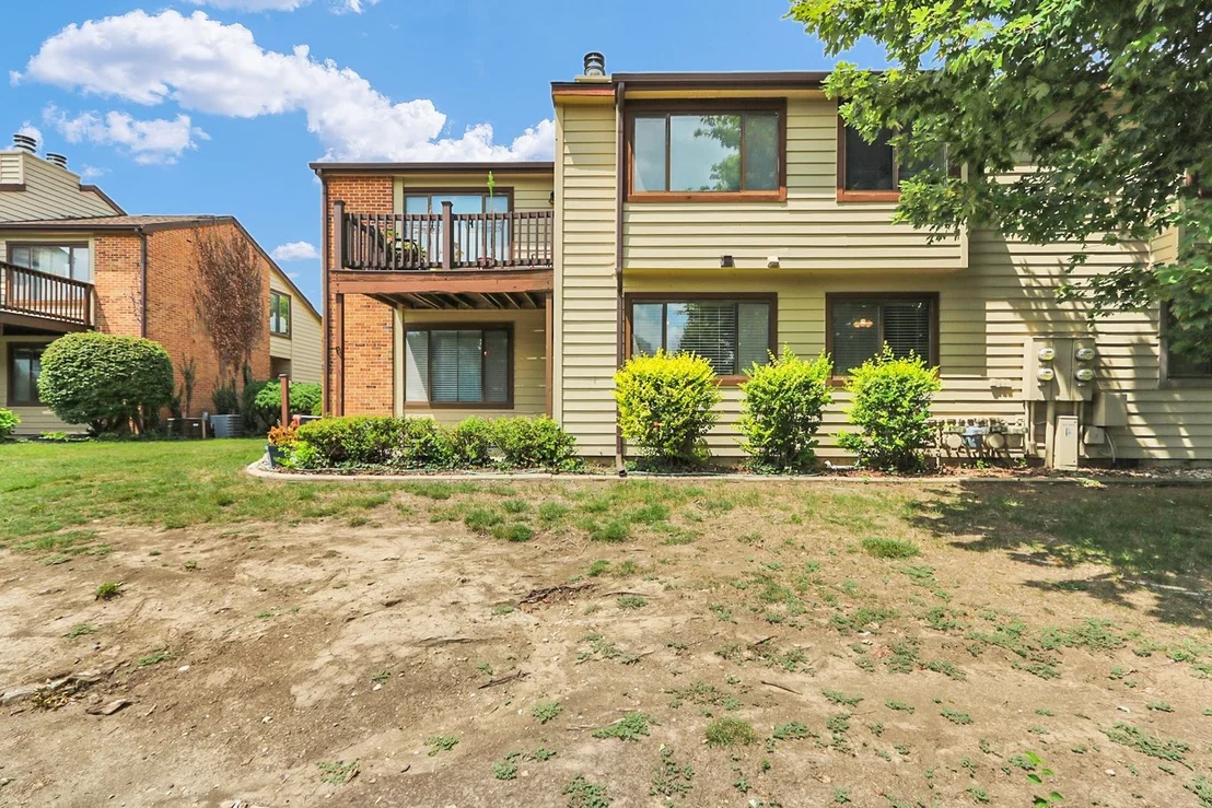 Photo of Unit 2138 at 2138 Harbortown Circle
