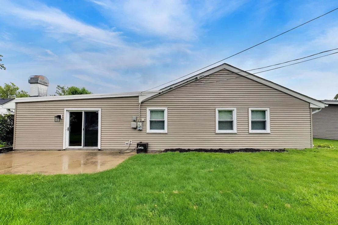 Photo of 1430 Sequoia Lane