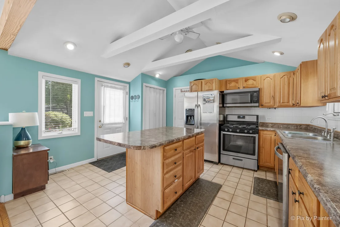 Photo of 6301 Robert Road