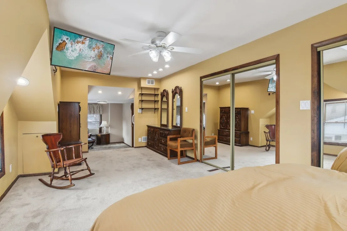 Photo of 6910 Eleanor Place