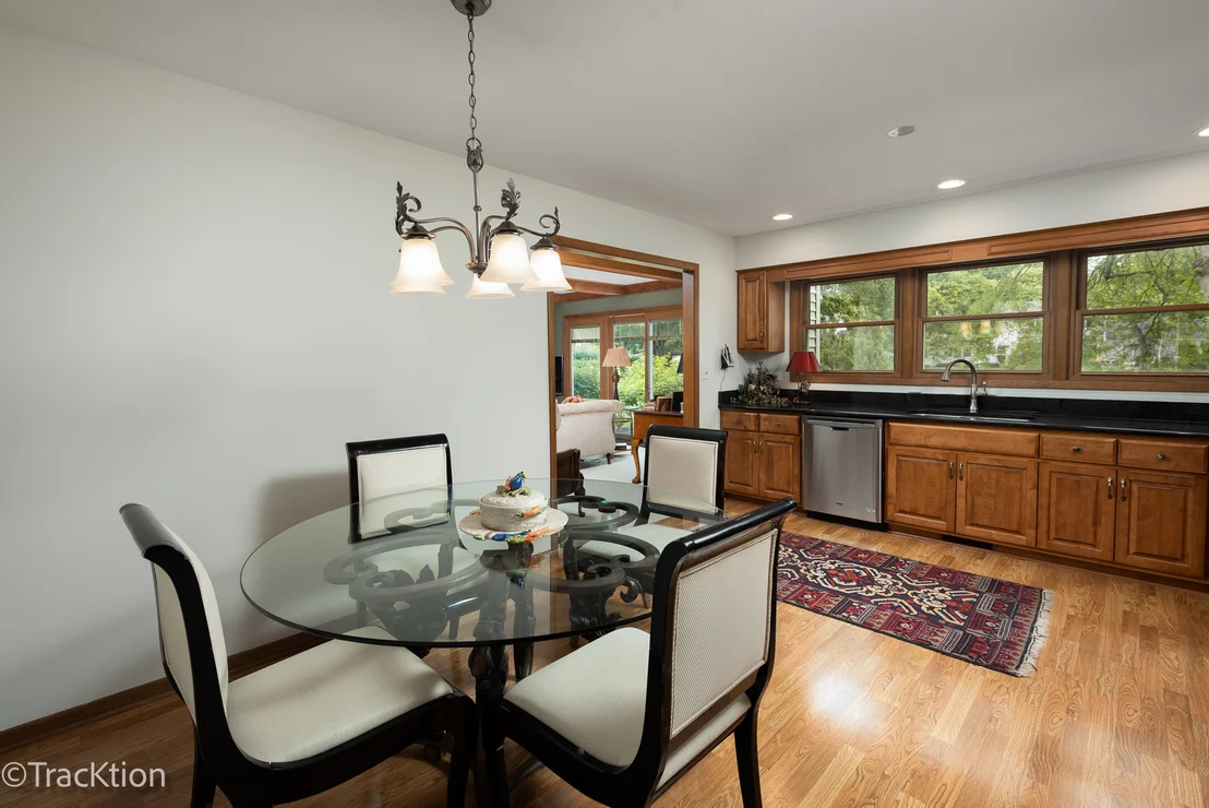 Photo of 1229 W Bauer Road