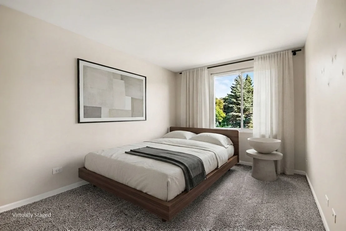 Photo of 1033 Symphony Drive