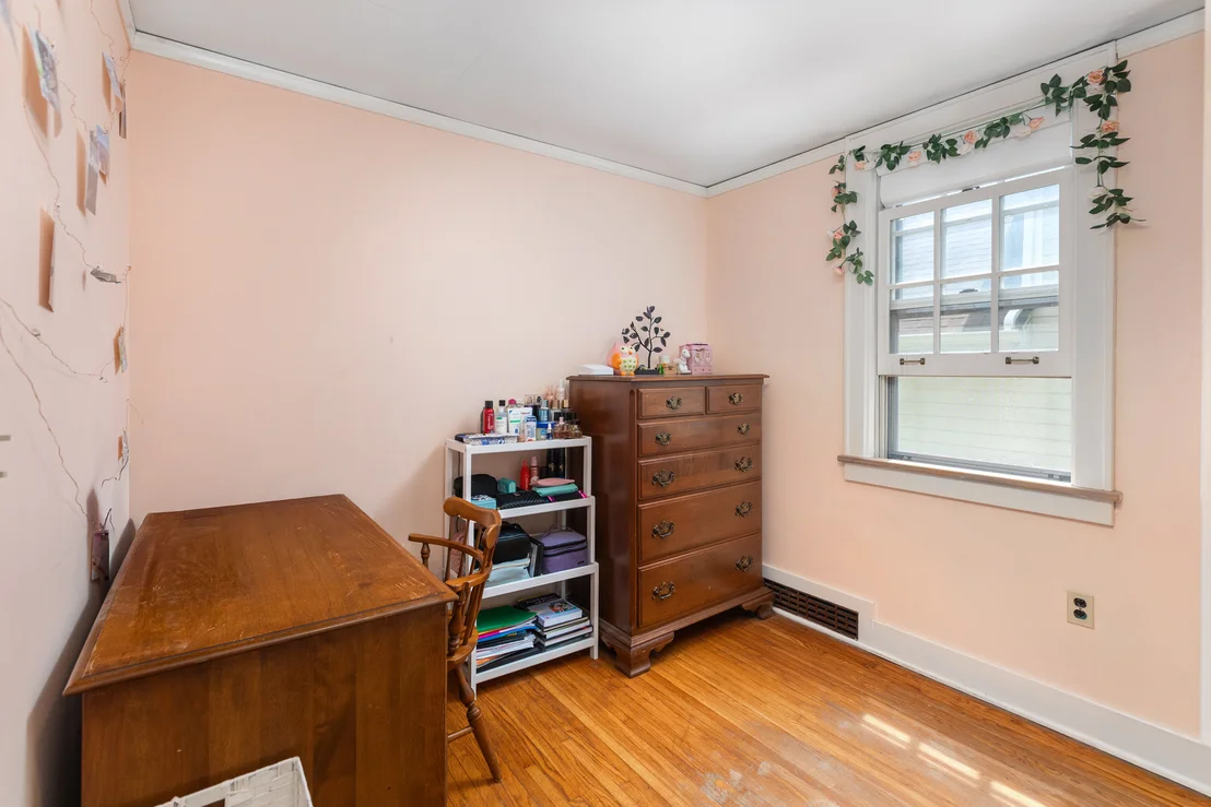 Photo of 815 N Eagle Street