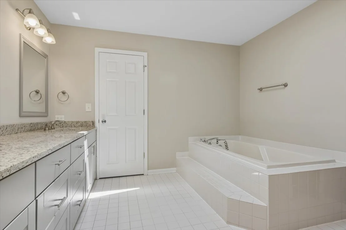 Photo of 490 Flora Drive