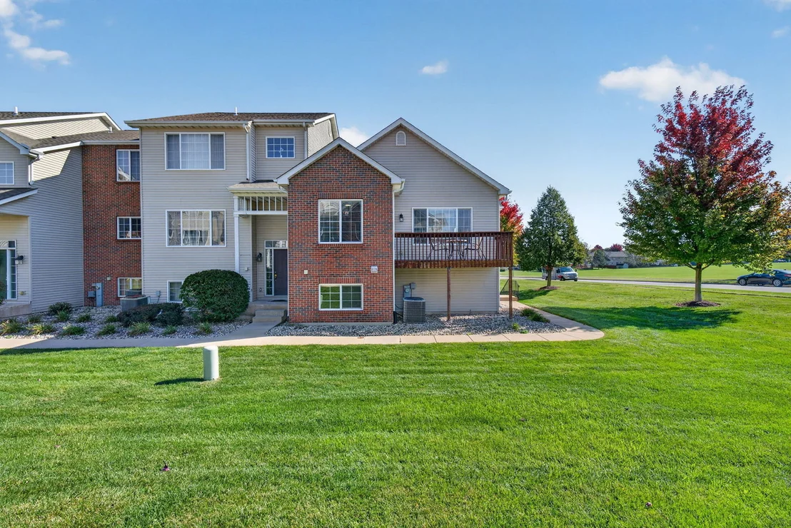 Photo of 2147 Derby Lane