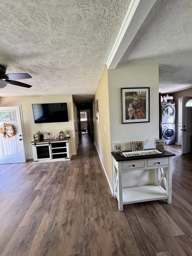 Photo of 326 Rowe Drive