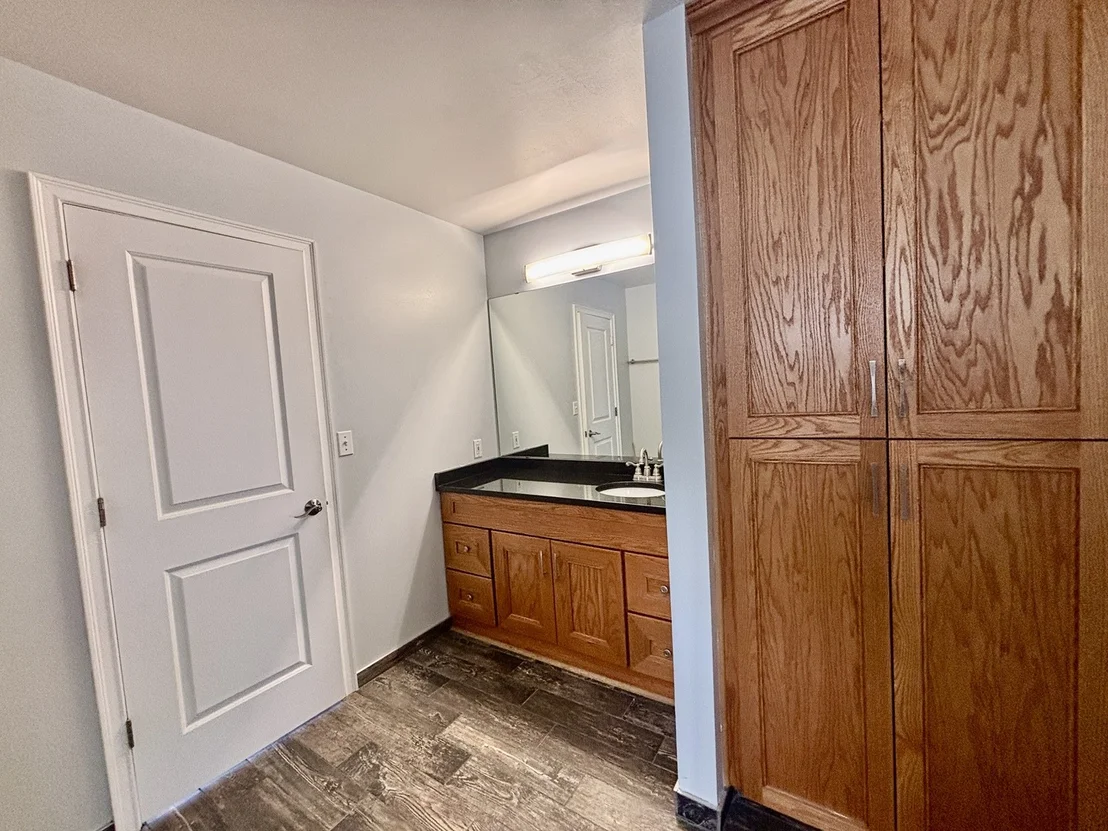 Photo of 2501 Ridgefield Drive