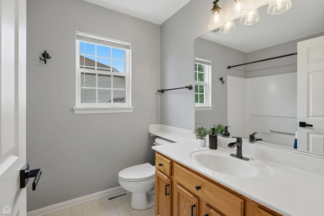 Photo of 628 Manhattan Circle