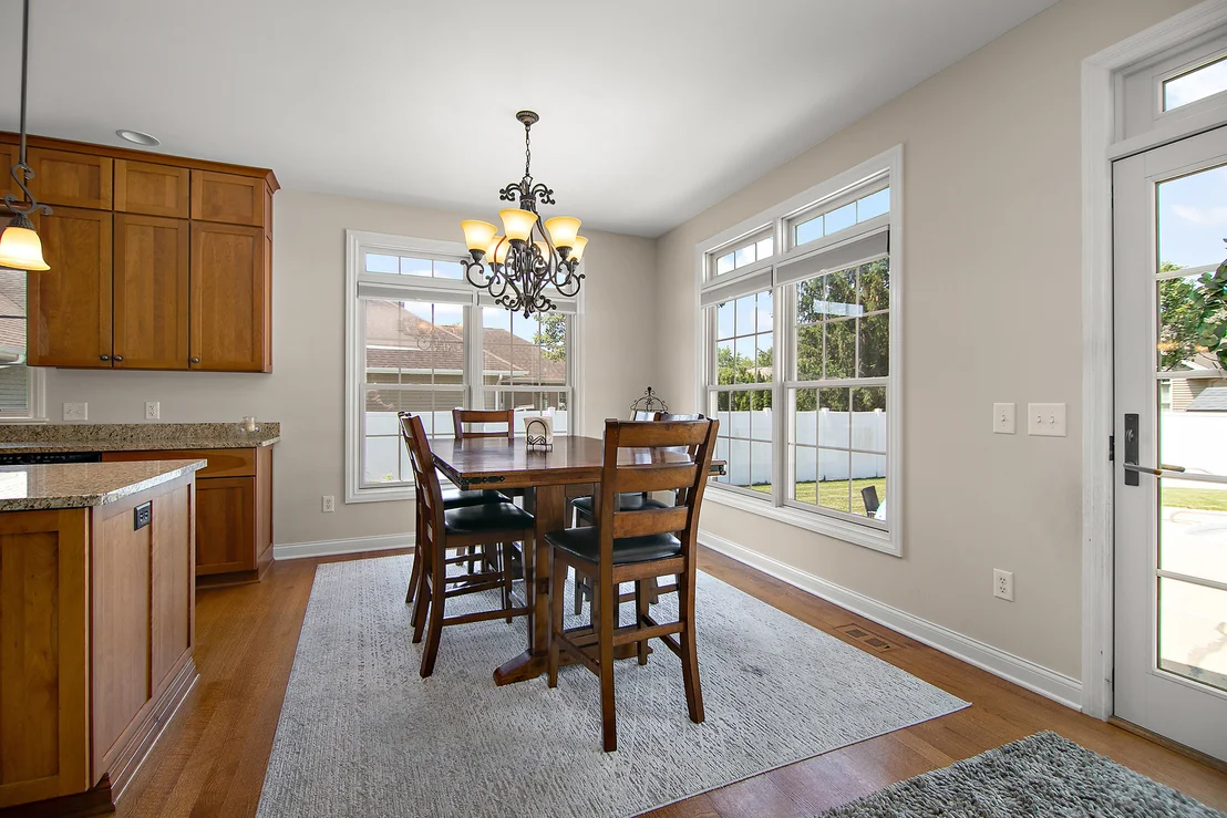 Photo of 549 Beach Avenue
