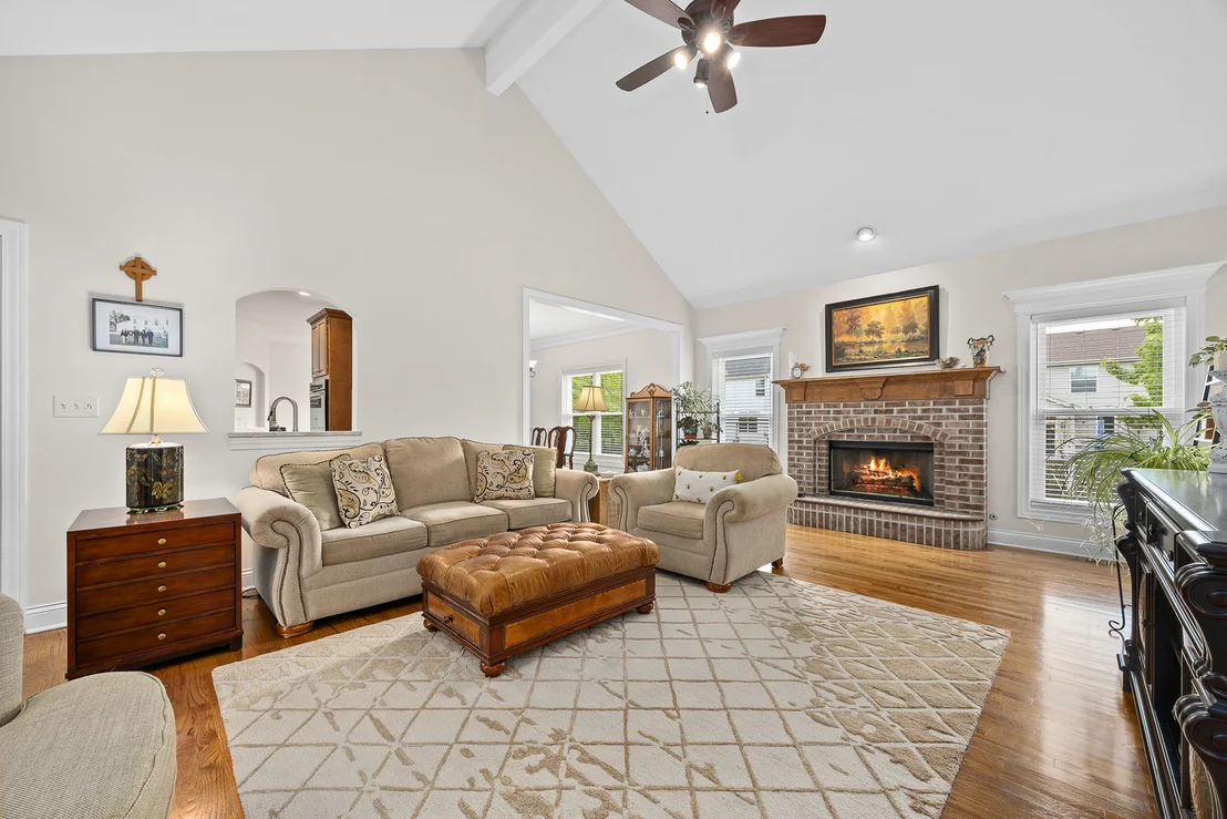 Photo of 352 Andover Drive
